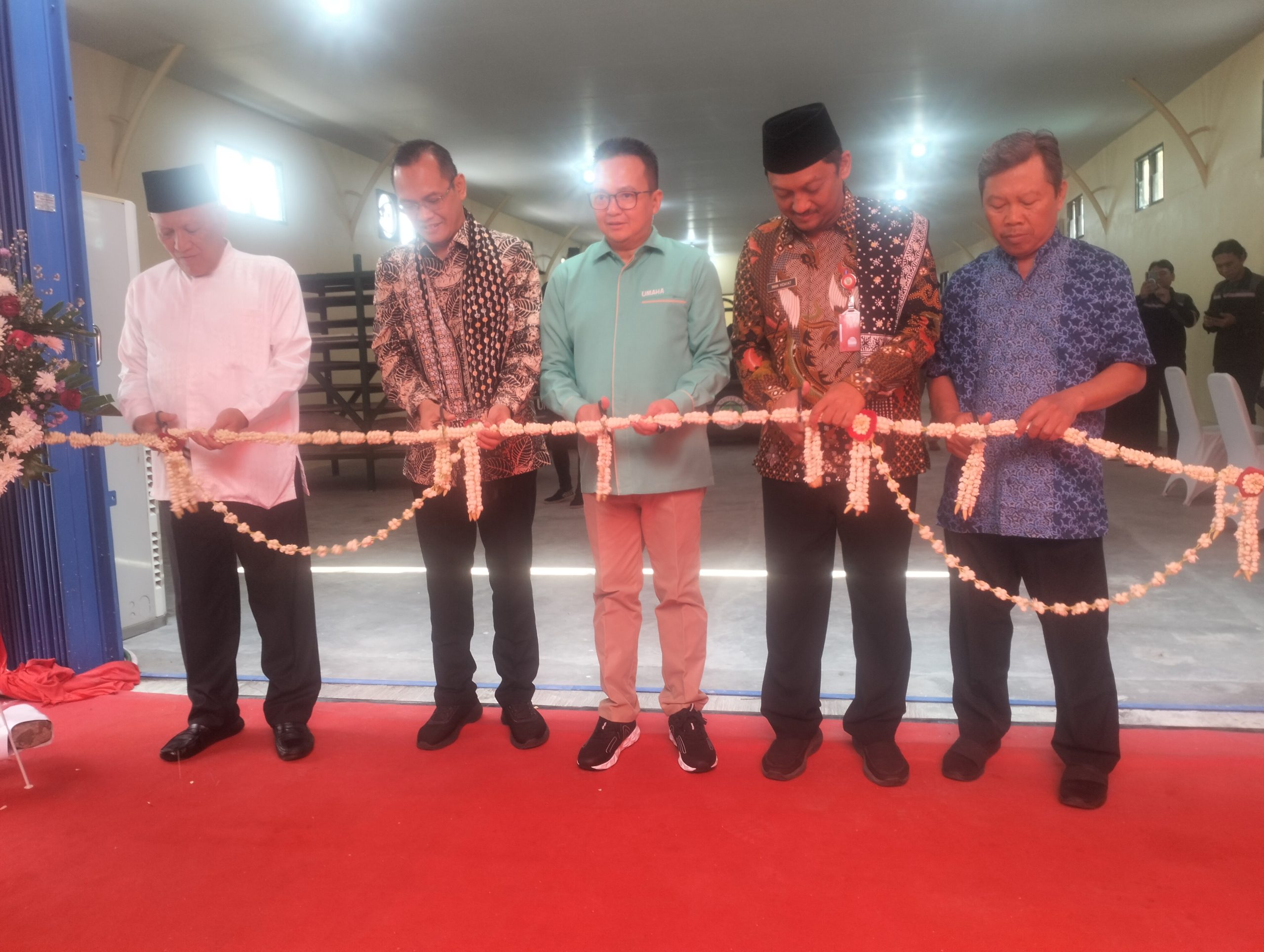 Cutting Laser Buatan UMAHA dapat Apresiasi Dirjen Sains dan Teknologi RI