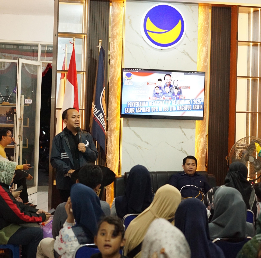 NasDem Sidoarjo Hadirkan Senyum Ribuan Pelajar Lewat Beasiswa PIP